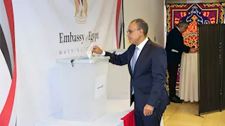 وزير الخارجية يشارك في انتخابات مجلس الشيوخ من مقر السفارة المصرية بواشنطن