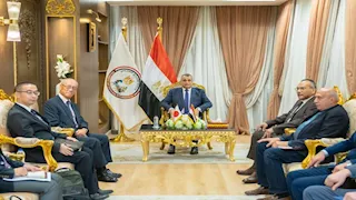 وزير الإنتاج الحربي والسفير الياباني يبحثان التعاون في مجالات التصنيع والاستثمار