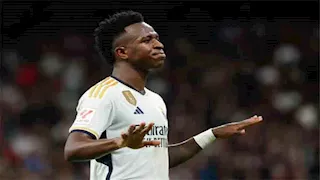 بنزيما و فينيسيوس الأبرز: 5 فتيات يكشفن عن محاولات إغراء من نجوم كرة القدم