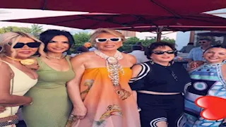 بالصور.. بوسي شلبي مع لميس الحديدي وريهام حجاج وإلهام شاهين في الساحل الشمالي