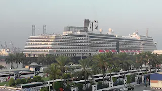 ميناء الإسكندرية يستقبل السفينة السياحية "MS Oosterdam"-صور