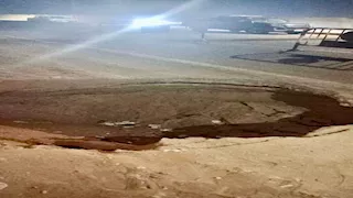 انهيار أرضي أعلى خط صرف صحي في مدينة السادات (صور)