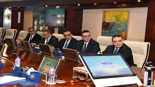 "قناة السويس" و"التمثيل التجاري" يبحثان آفاق التعاون في التسويق الخارجي