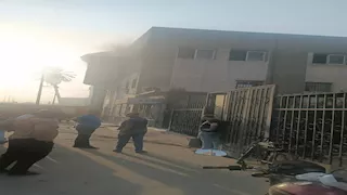 حريق داخل مبنى تابع لحى شرق شبرا الخيمة (صور)