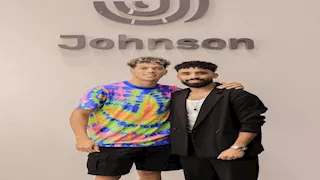 "بحضور نجوم الأهلي".. مروان عطية يحتفل بافتتاح مشروعه الخاص