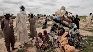 قطر تدشن مخيمًا إنسانيًا لإغاثة نازحي الفاشر في شمال السودان