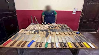 ورشة الموت.. ضبط حداد يصنع الأسلحة البيضاء ويتاجر بها بالجيزة