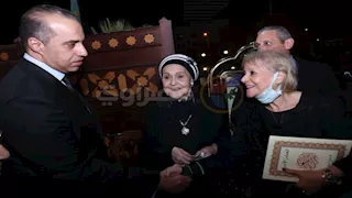 حرم المشير طنطاوي وفايزة أبو النجا في عزاء الدكتور علي المصيلحى -(صور)