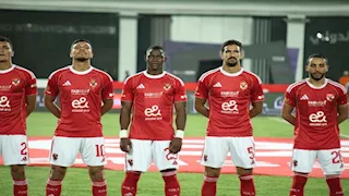 "هدف ملغي وزيارة أولى لنجم الفريق".. الأهلى ينهى الشوط الأول متقدماً على فاركو بثنائية