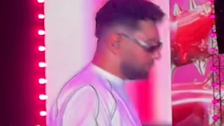 ليجي سي يتألق في حفل "العلمين الجديدة".. ويسأل الجمهور: حد حافظ "بيتادين"