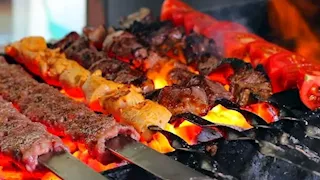 رجل يطلق النار على "محل كباب".. والسبب صادم