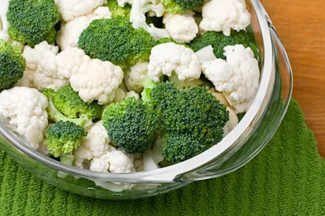 القرنبيط أم البروكلي- أيهما أفضل على الصحة؟
