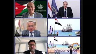 محور إقليمي للاتصالات.. تفاصيل إنزال أول كابل بحري مباشر بين مصر والأردن في طابا