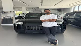 بدء تسليم سيارات روكس 01 بصيانة مجانية وشاحن للمنزل