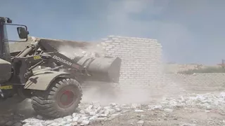 بالصور- إزالة 447 حالة تعد على الأراضي الزراعية وأملاك الدولة في بني سويف 