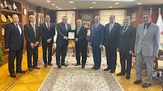 رئيس "الوطنية للانتخابات" يزور النيابة الإدارية: خط الدفاع الأول ضد الفساد المالي والإداري