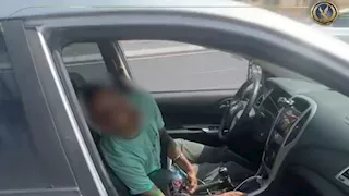 "متعاطي البودر".. الداخلية تضبط سائق "نقل ذكي" ظهر في فيديو غير متزن