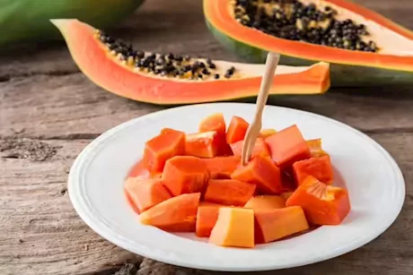 رغم فوائدها- 5 فئات ممنوعة من تناول فاكهة البابايا