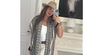 بـ شورت وتوب.. هكذا أطلت هنا الزاهد في أحدث ظهور