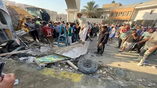 حادث مروع في مدخل شق التعبان.. تريلا رخام تدهس أتوبيس وملاكي (صور) 