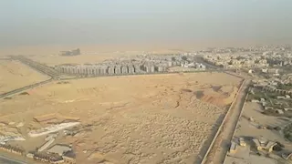 هل تقدم مستثمر لشراء الأرض؟.. وزير الإسكان يكشف السبب وراء سحب أرض الزمالك