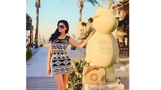 بـ"فستان جريء".. مي عمر تستمتع بإجازة الصيف والجمهور يغازلها (صورة)