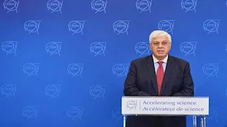 وزير التعليم العالى يغادر إلى لندن للمشاركة في مؤتمر نحو العالمية "Going Global "