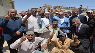 بالصور- محافظ أسيوط يشهد إعادة تشغيل كسارة محجرية بعد توقف دام 14 عامًا 