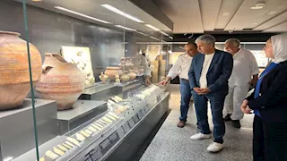 وزير الآثار: خطة جديدة للترويج لمدينة الإسكندرية ودمج المتحف اليوناني في البرامج السياحية