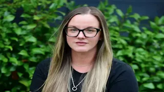 سيدة تفقد رصيدها البنكي بحيلة إلكترونية.. وتحذير من خدعة مالية