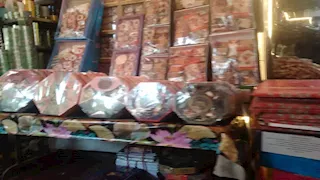 باب البحر.. وجهتك لتشتري حلوى المولد بأسعار في متناول اليد