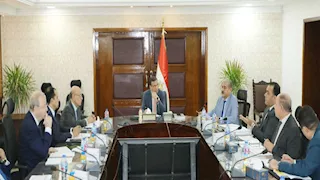 وزير الزراعة يوجه بتطوير المساقي وإزالة التعديات وتطوير الجمعيات الزراعية