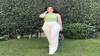 "حضورك راقي" 11 صورة لزوجة محمد عواد والجمهور يعلق