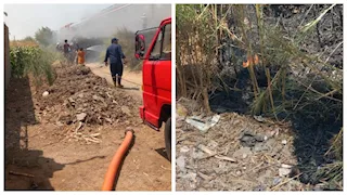 بالصور- حريق في الحشائش والهيش بجوار شريط السكة الحديد في بني سويف  