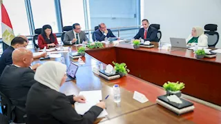 وزير الصحة يبحث خطط شركة "أكديما" للتوسع في الصناعات الدوائية والتصدير