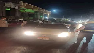 محافظ الدقهلية يوقف تاكسي شهرًا لمخالفة العداد ومطالبة راكب بزيادة