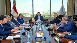 وزير التموين يوجِّه بسرعة الانتهاء من تنفيذ المستودع الاستراتيجي بالسويس