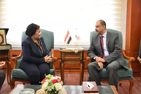 عاجل| الصحة: خفض الولادات القيصرية أولوية للدولة