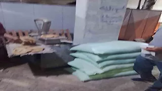 تموين أسيوط يغلق 12 مخبزًا بلديًا ويحرر 277 محضرًا لمخالفات متنوعة - صور 