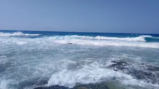 تحذير عاجل من مطروح: ممنوع نزول البحر في كافة الشواطئ