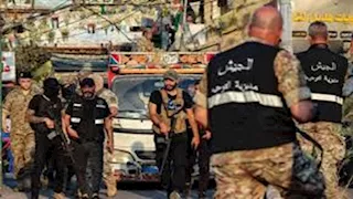  الجيش اللبناني يدخل قرية بليدا بعد انسحاب القوات الإسرائيلية