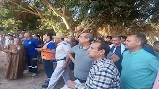 محافظ أسيوط يتابع تداعيات انهيار منزل في كوم أبو شيل (صور)