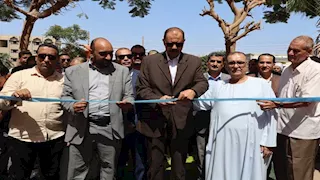 محافظ سوهاج يفتتح سوق اليوم الواحد بمدينة البلينا -صور