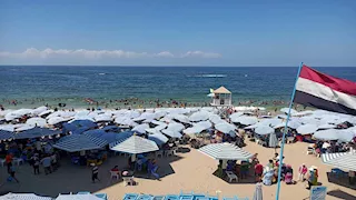 مواد مخدرة وشيشة.. ضبط مخالفات في شواطئ الإسكندرية مع عودة النشاط السياحي -صور