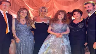  نيللي ولبلبة ترقصان في حفل زفاف حفيدة فيروز (فيديو)