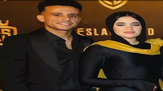 5 صور ترصد احتفال زوجة مصطفي فتحي بجائزته في حفل دير جيست