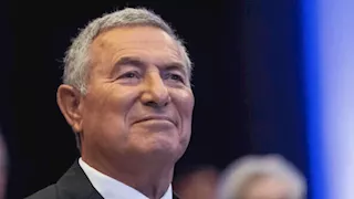 رئيس الوكالة اليهودية يلغي زيارة إلى جنوب أفريقيا خوفًا من الاعتقال