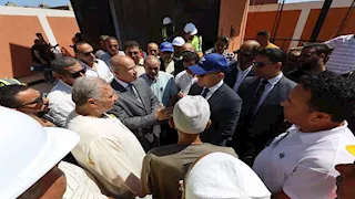 بعد انتظار 20 عامًا.. محافظ كفر الشيخ يفتتح محطة رفع صرف صحي شنو- صور 