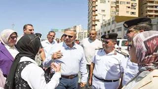 محافظ الإسكندرية يتفقد كوبري محمد نجيب بعد تشغيله التجريبي (صور)