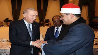 بدعوة من أردوغان.. محمود الشحات أنور يحيي حفل إفطار القيادات الدينية بتركيا